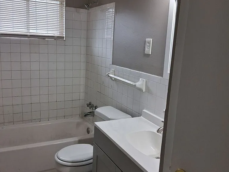 3612 Overton Crossing St — Photo 6