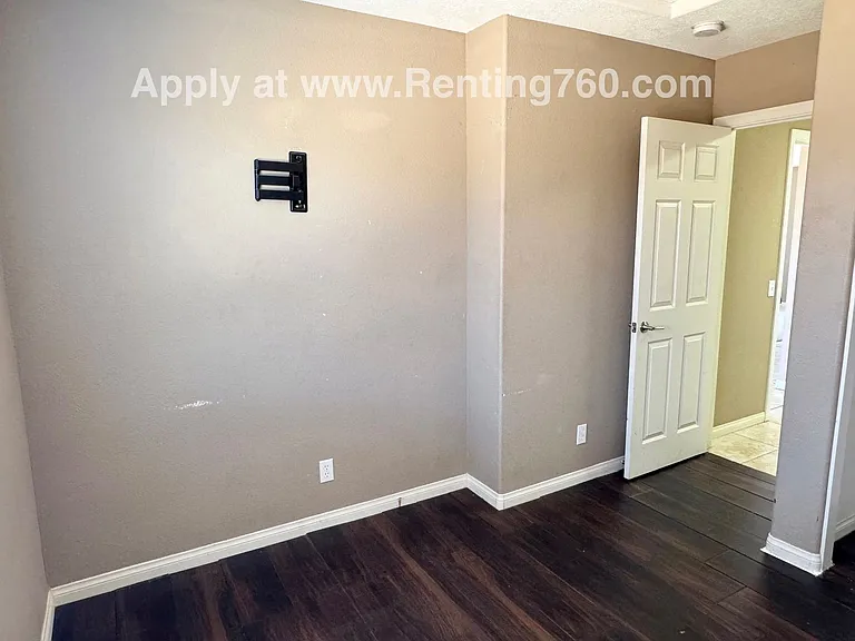 5575 Encelia Dr — Photo 32