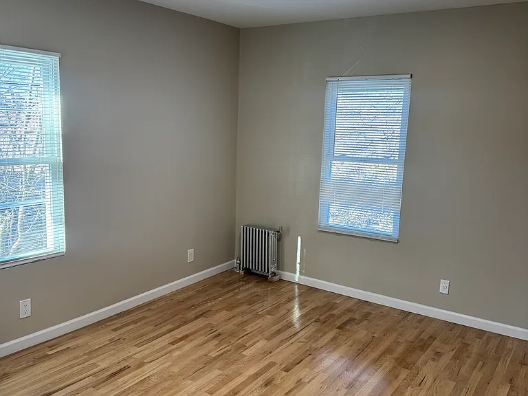 3301 Olinville Ave #2 — Photo 12