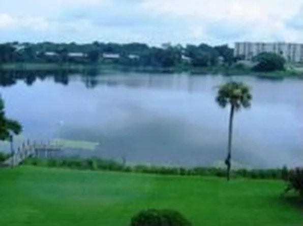 700 Mirror Ter NW APT 404, Winter Haven, FL 33881