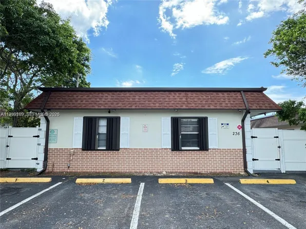 236 SE 9th Ave APT 1, Pompano Beach, FL 33060
