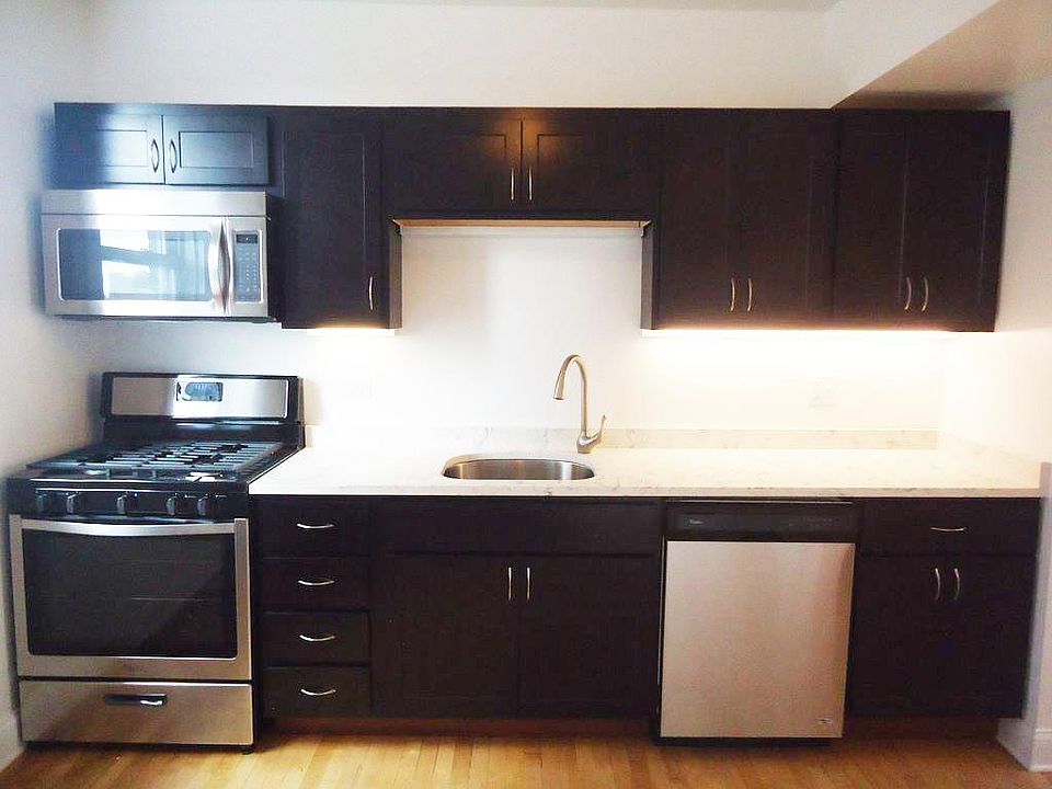 1st image of 4435 W Gunnison St APT 1E