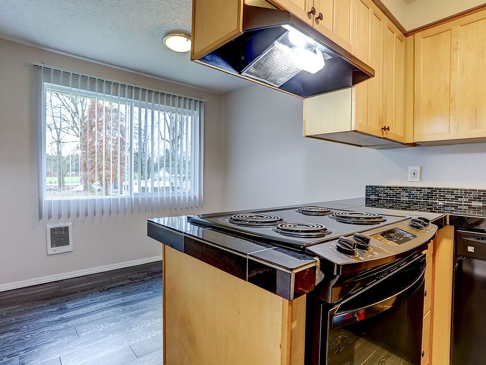 Carriage EstatesCCM3130S 10305 SW Wilsonville Rd Wilsonville OR