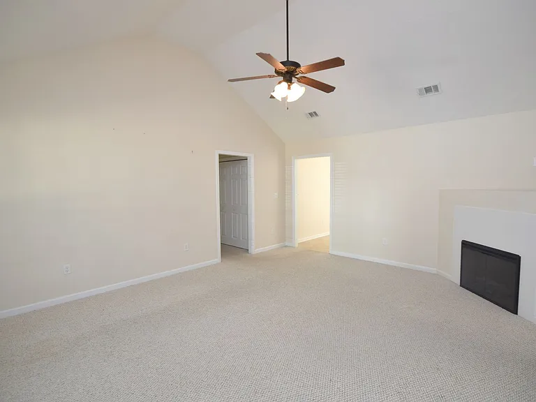 336 Belair Rd — Photo 5