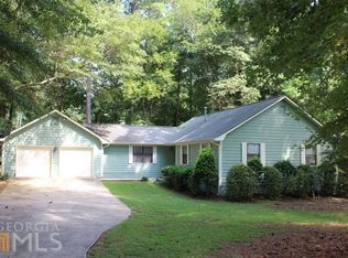 325 Mimosa Dr, Fayetteville, GA 30214