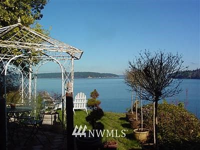 1st image of 544 Dover Point Road NE