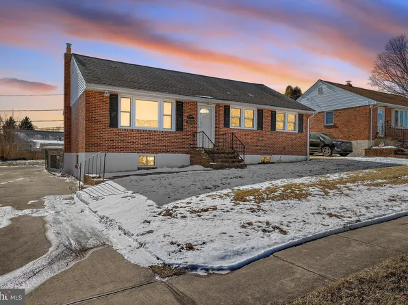 2516 Woodview Dr, Wilmington, DE 19808