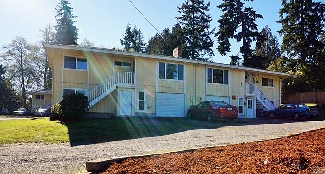 1st image of 4716 72nd St E