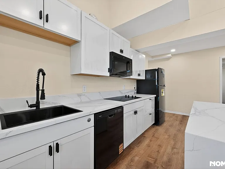 337 Apollo Dr #B — Photo 5