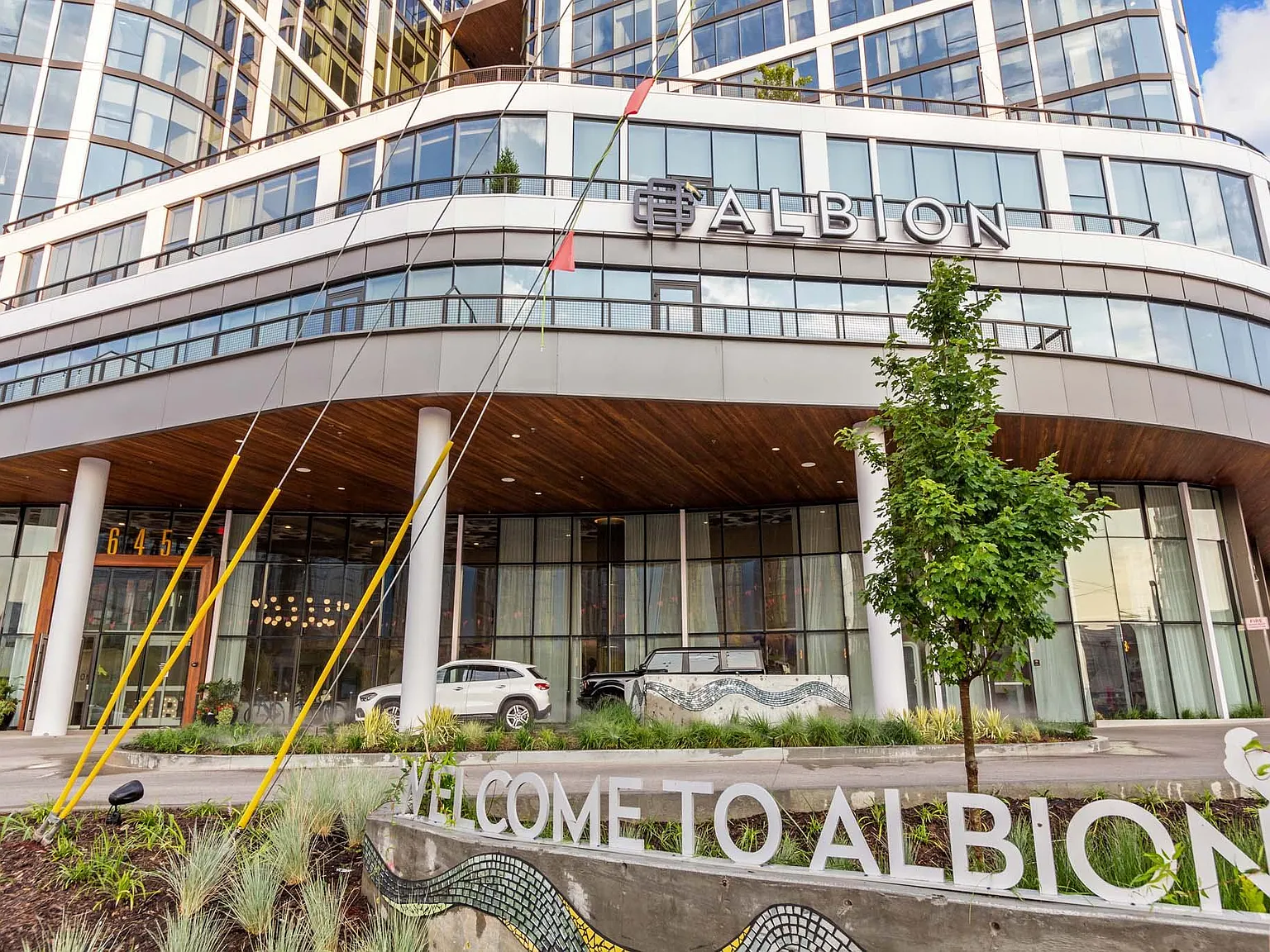 Albion in the Gulch — Photo 1