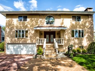 1108 Strathmore St, Valley Stream, NY 11581