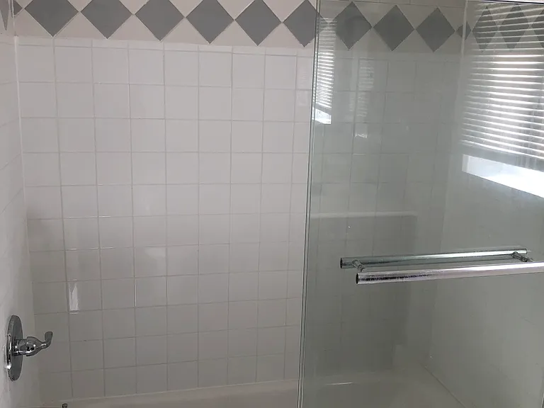 3815 Hamilton St — Photo 13