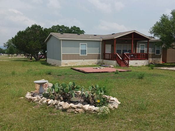 129 Private Road 1515
