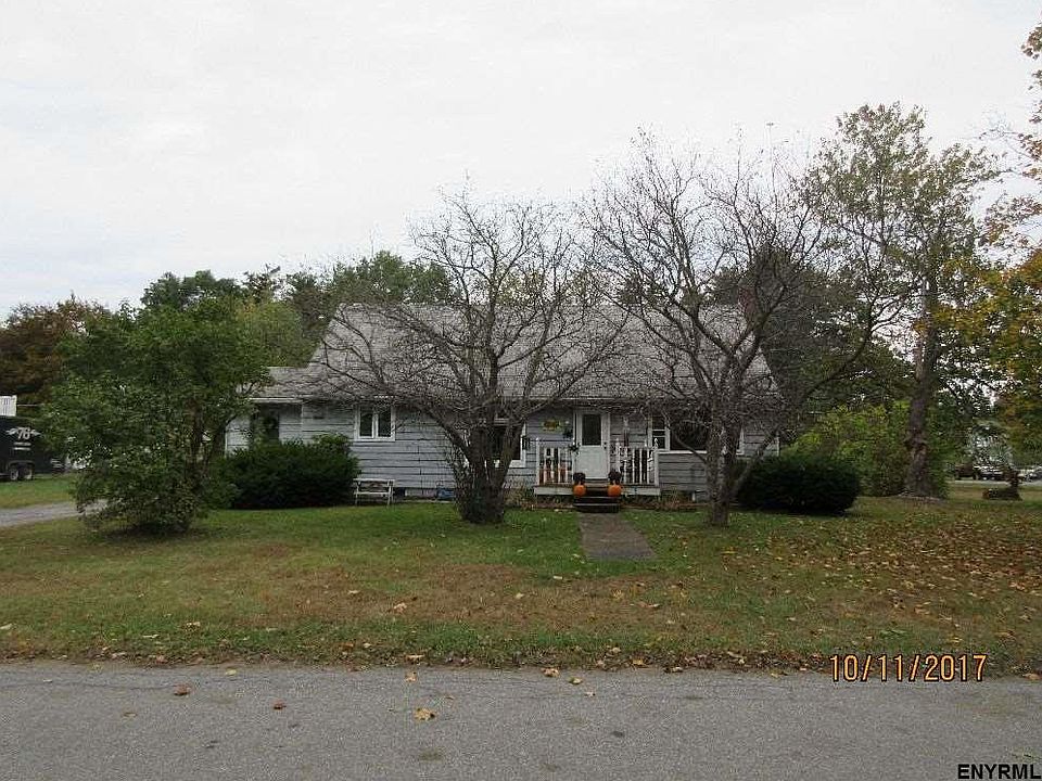 1st image of 204 Sunset Ave