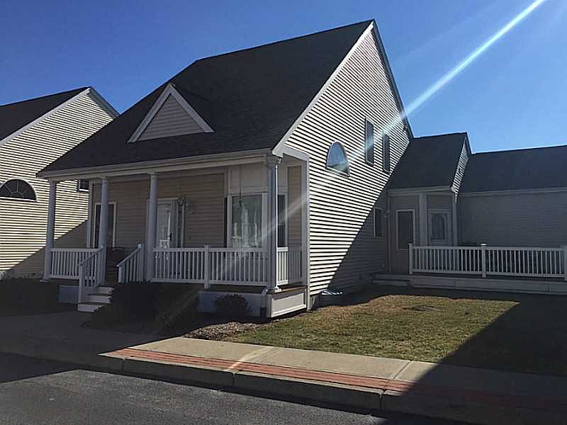 1st image of 64 Ashburton Dr