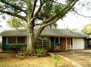 1933 Huge Oaks St, Houston, TX 77055