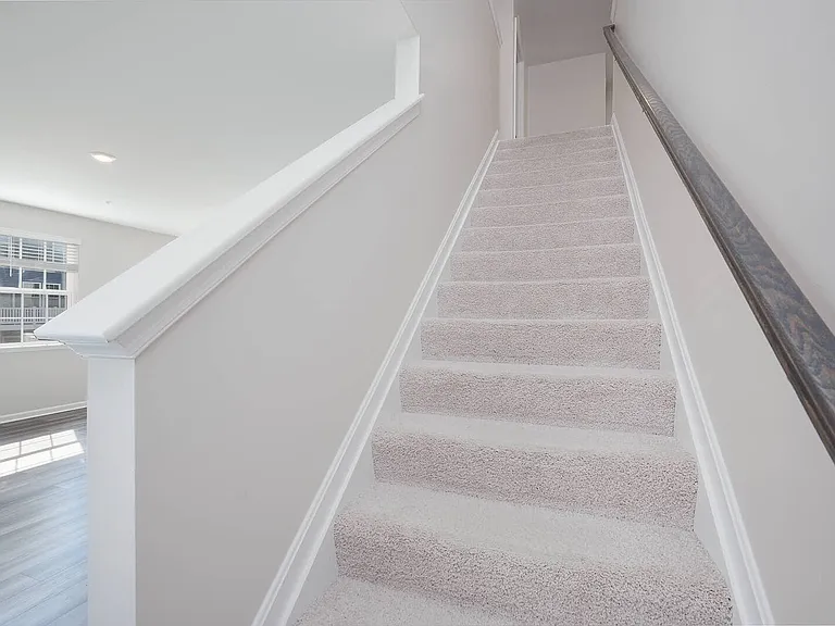 2085 Pomona Way — Photo 21