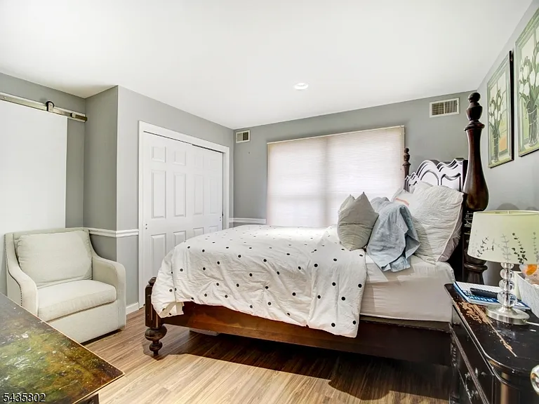 14 Hemingway Dr — Photo 28