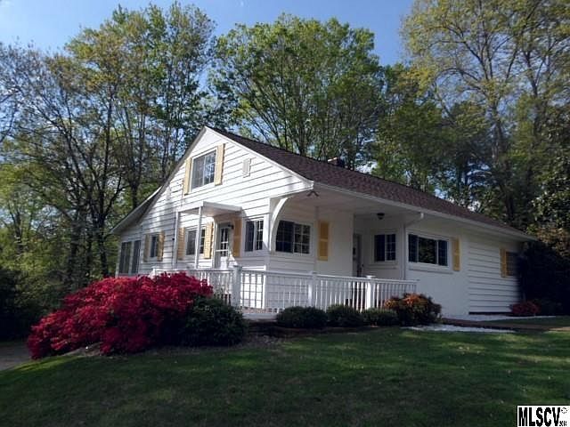 1st image of 339 Eastover Cir NE