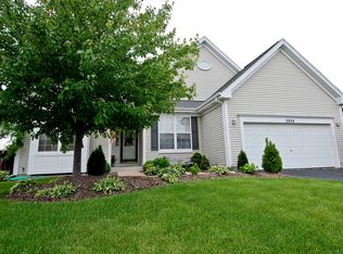 2958 Arbor Ln, Aurora, IL 60502