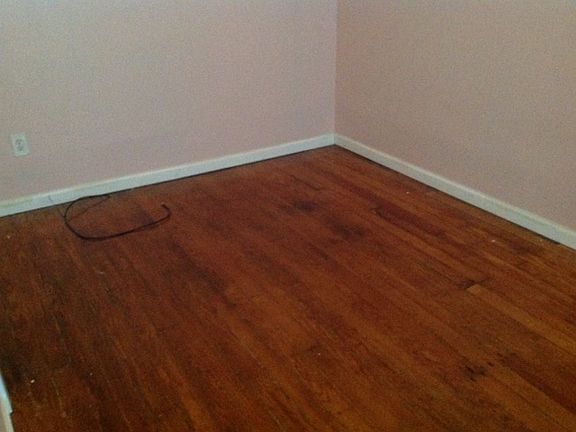 3rd image of 4728 Terrace Ave