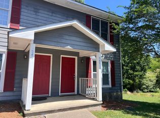 947 Odom Dr, Fayetteville, NC 28304