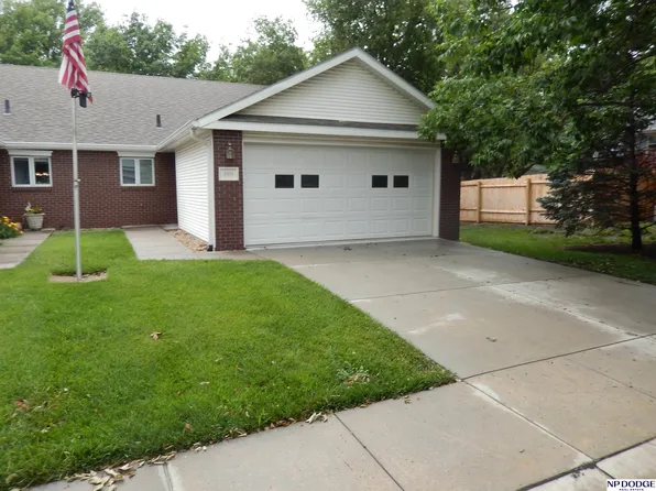 4801 S 55th Ct, Lincoln, NE 68516