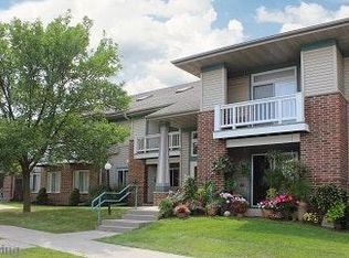 2899 Mickelson Pkwy APT 205, Fitchburg, WI 53711