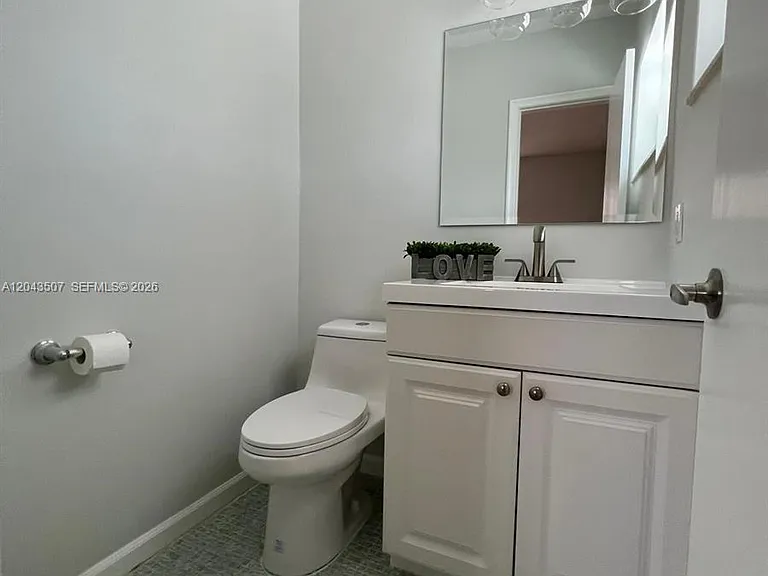 1300 N 17th Ave #205 — Photo 8