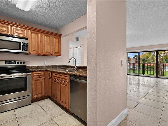 2nd image of 1524 Lake Crystal Drive #F