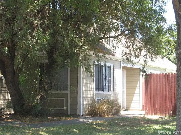 6993 Maynard Way photo 1