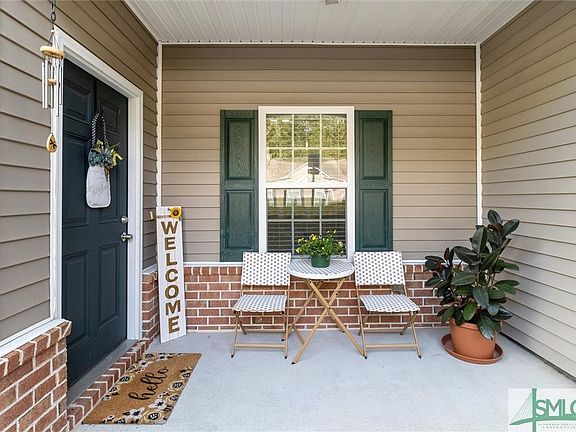 2nd image of 91 Falkland Avenue