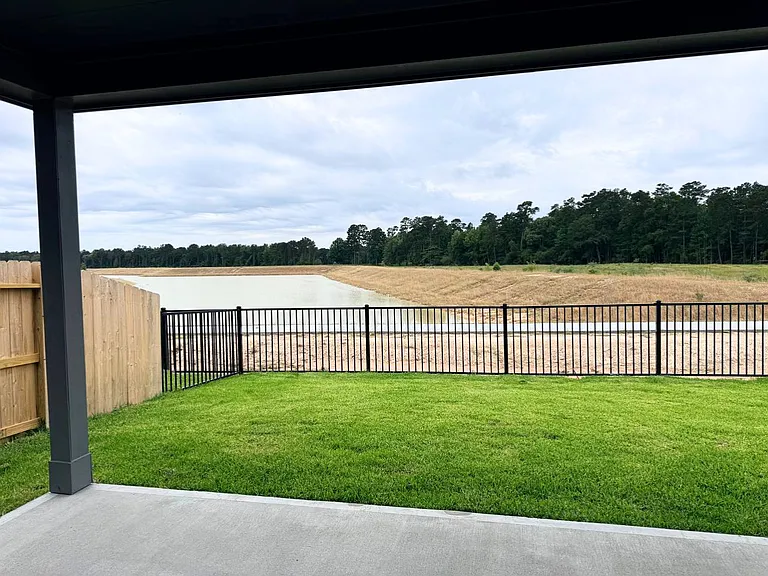 16246 Parish Pointe Ct — Photo 32