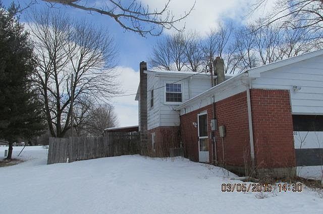 2nd image of 301 W Logan St