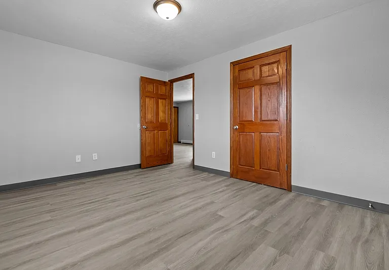 1534 Moraine Ter #2 — Photo 11