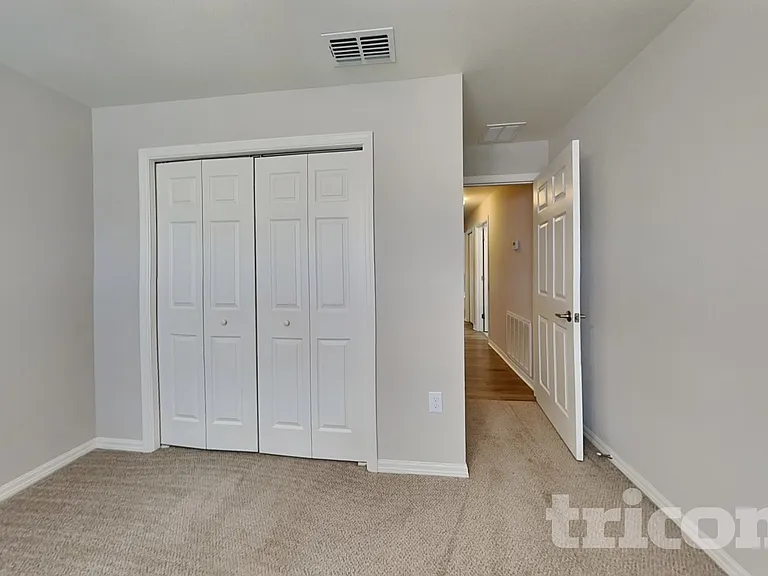 505 Interlock St — Photo 10