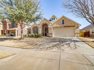1196 Litchfield Ln, Burleson, TX 76028