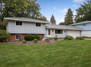 2024 83rd St W, Bloomington, MN 55431