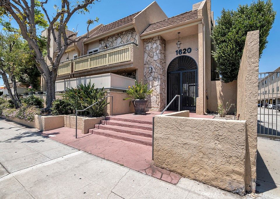 1st image of 1620 N San Fernando Blvd APT 52