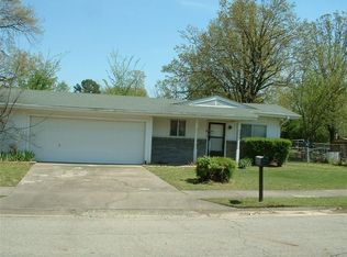 16 Woodland Pl, Fort Smith, AR 72904