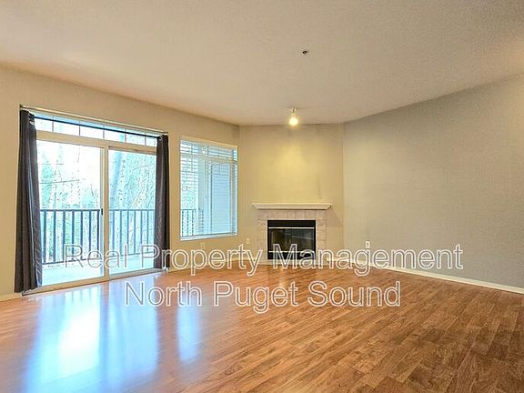5th image of 18930 Bothell Everett Hwy APT V101