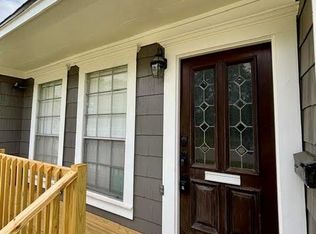 511 N 3rd St, Conroe, TX 77301