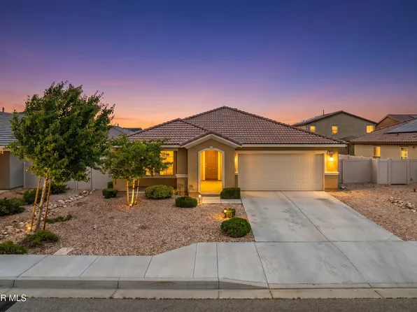 3561 E Garnet Ln, Lancaster, CA 93535