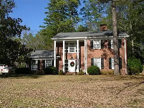 529 Pineridge Rd photo 1