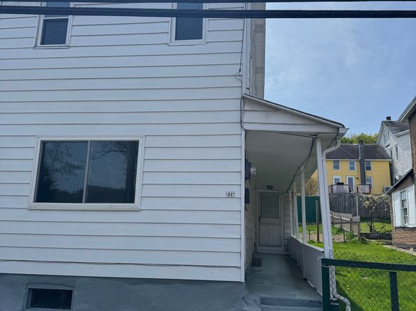 226 W Kline Ave