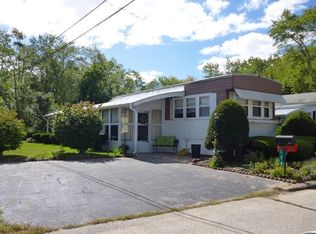 114 Lucy Dr, Attleboro, MA 02703