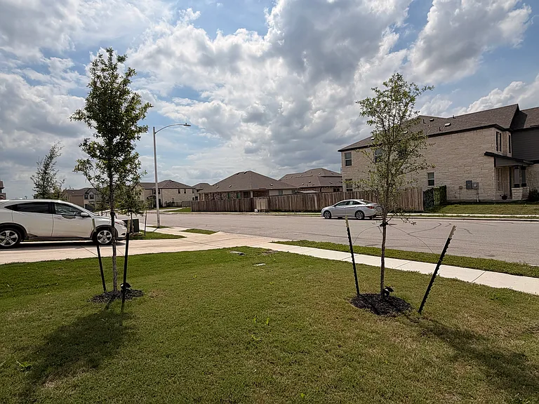 12821 Oxford Vineyard Ln — Photo 2