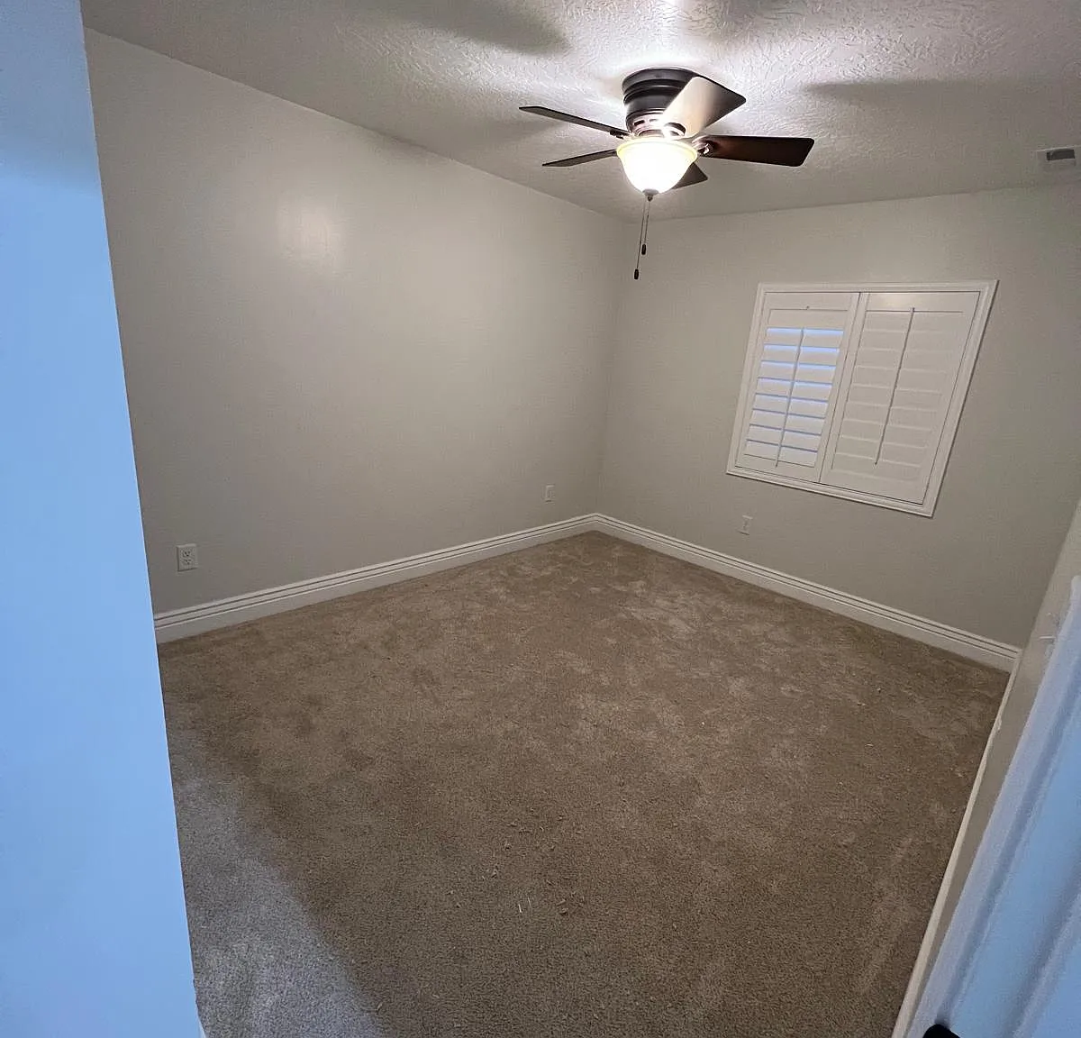 2 bed, 1200 sqft, $1,500 — Photo 2