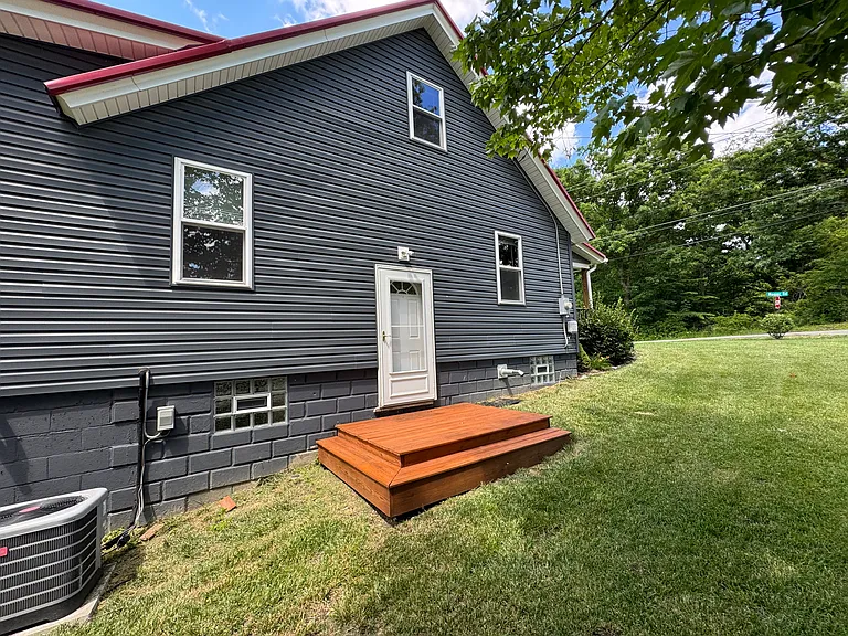 53 Monier Rd — Photo 2