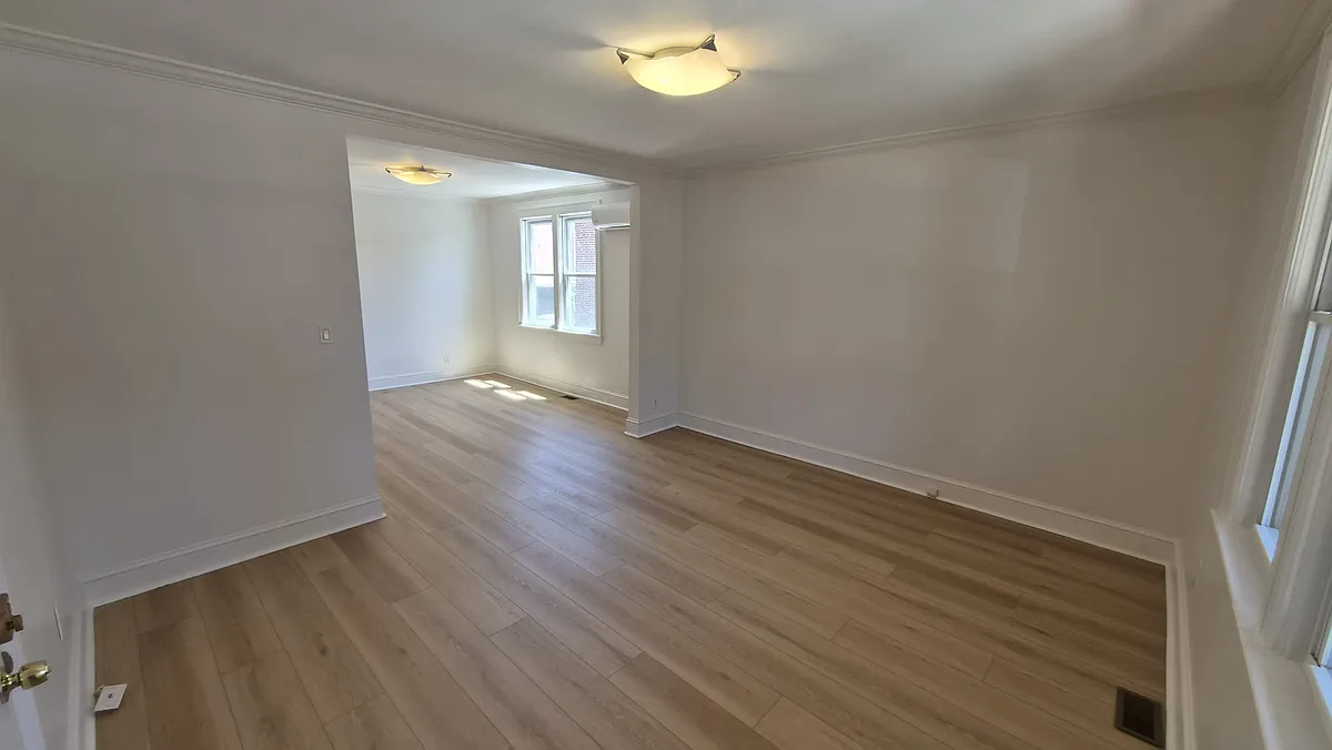 Building Photo - 225 Hudson Pl #1